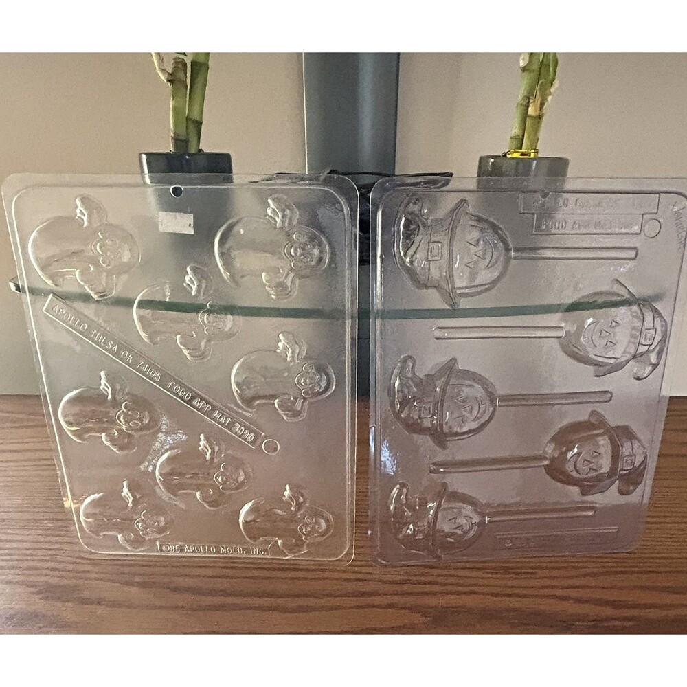 2- Vintage Halloween Chocolate Molds Apollo Candy‎ Molds 1983 & 1985 #3090 & 816